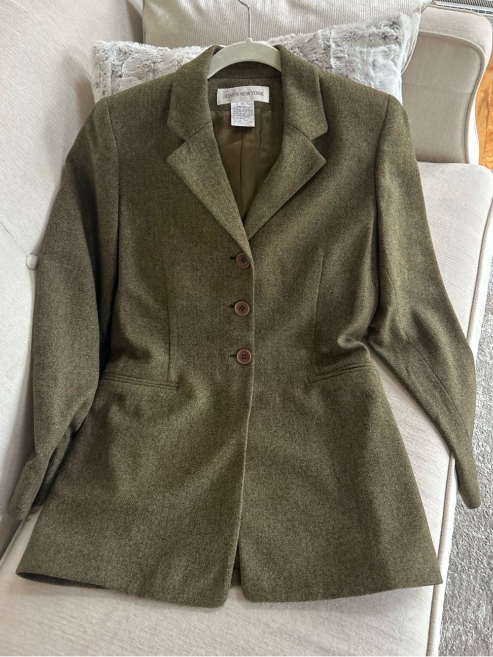 Jones New York Women’s Olive Green Wool Blend Tailored Coat